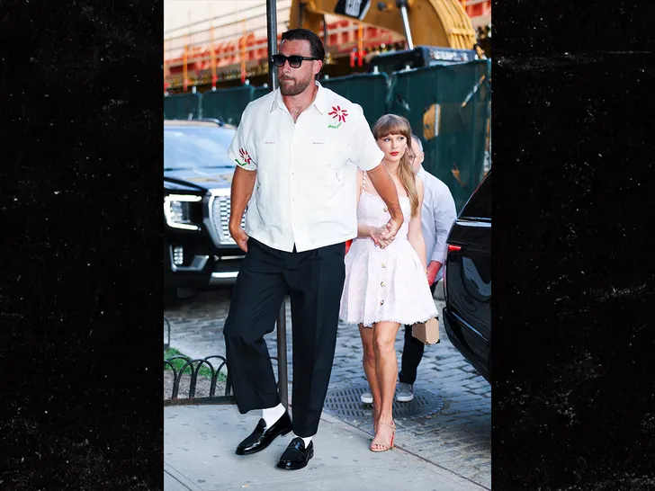 Taylor Swift & Travis Kelce Share NYC Dinner Date