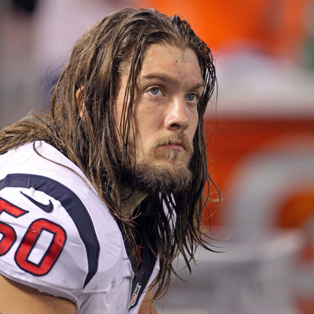 Bryan Braman, NFL linebacker & Super Bowl LII champ, died at 38. Explore his $1.5–2M net worth, career earnings, and legacy of grit and heart.