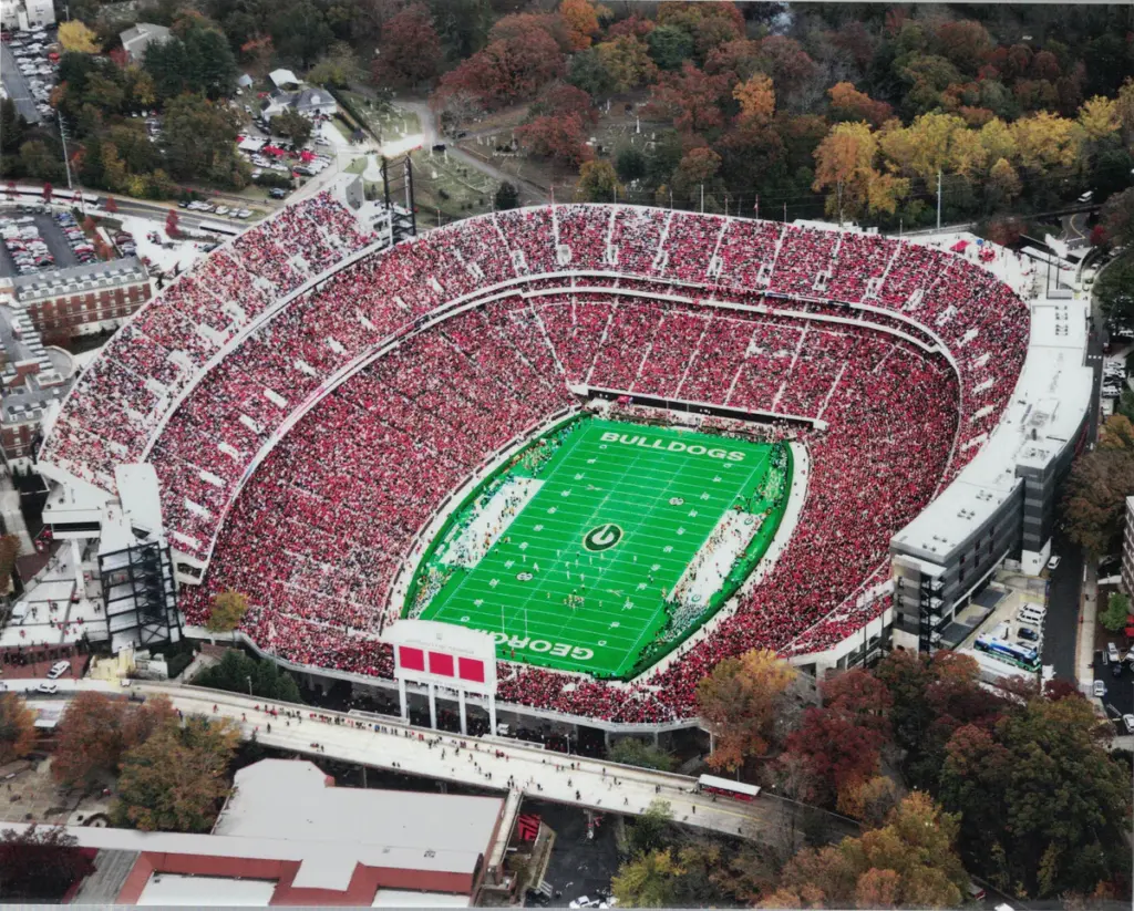 Georgia bulldogs stadium