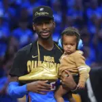 Shai Gilgeous-Alexander inks a 4-year, $285 M supermax with OKC—highest annual salary in league history. How the Finals MVP’s deal reshapes wealth and Thunder dynasty plans.