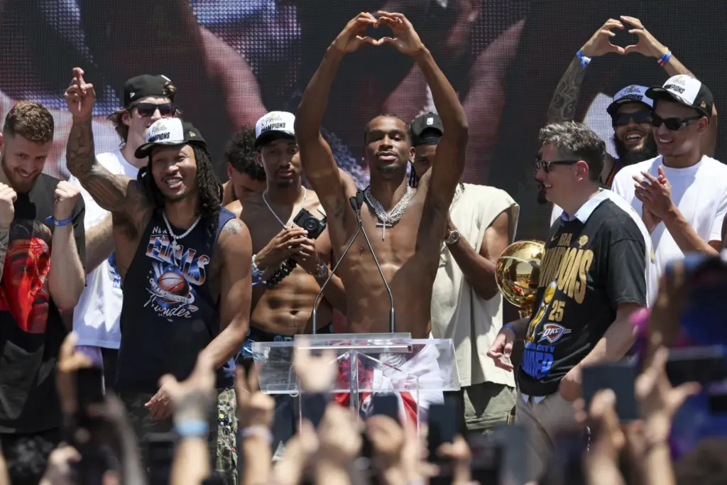 Shai Gilgeous-Alexander inks a 4-year, $285 M supermax with OKC—highest annual salary in league history. How the Finals MVP’s deal reshapes wealth and Thunder dynasty plans.