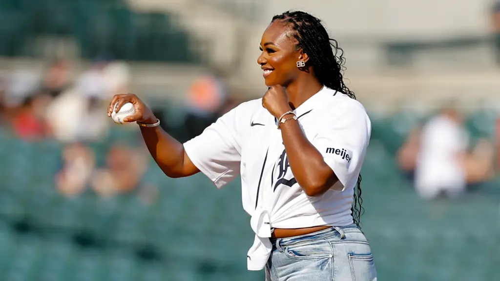 Laila Ali names a $15–$20 million price to fight Claressa Shields, sparking renewed hype as Shields responds with funding secured and a challenge to step in the ring.