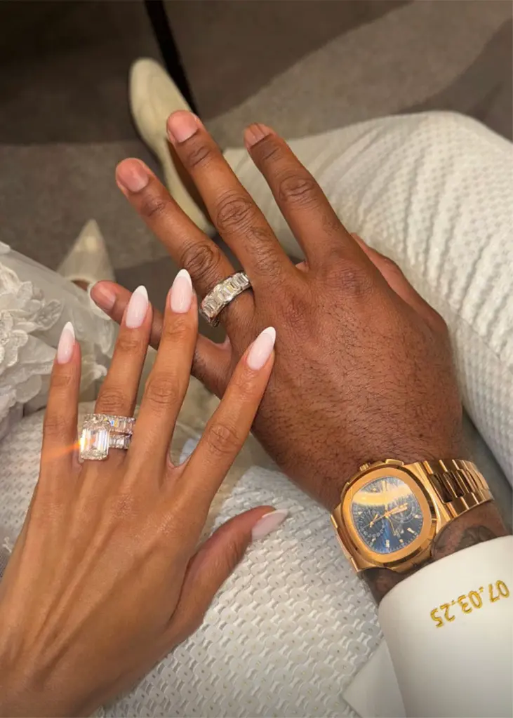 Cleveland Browns QB Deshaun Watson and Jilly Anais tied the knot with over 50 carats of custom Vikar Ahmed diamonds—celebrating love, luxury, and brand power.