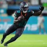 86430521007-tyreek-hill-dolphins-09292025.jpg