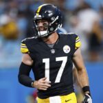 APTOPIX-Steelers-Panthers-Football-2_1759061064